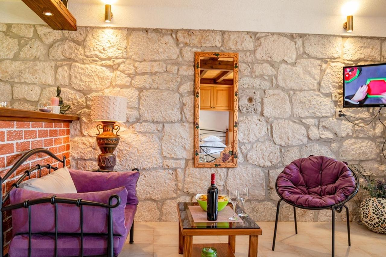 فيلا Stone House Nikolina With Heated Pool Bast المظهر الخارجي الصورة